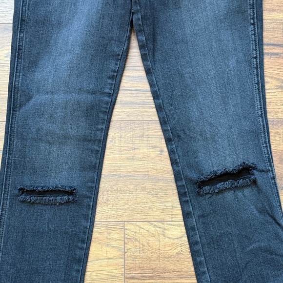 Free People Payton Studded Skinny Jean Black Raw Hem Ripped Knee Ankle Size 28 - Picture 8 of 13